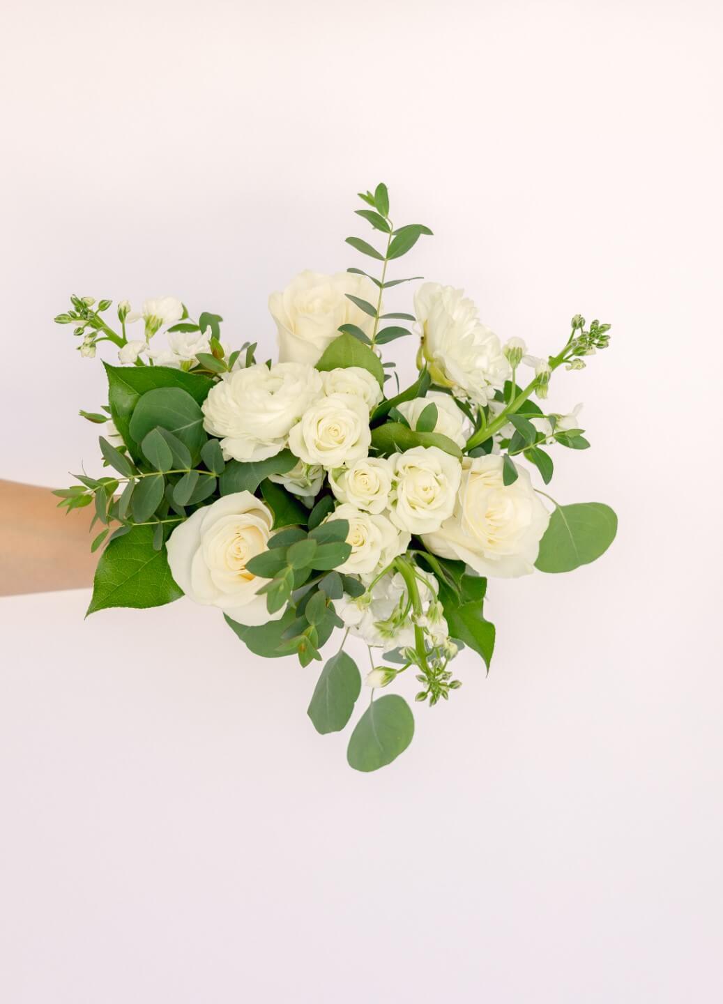 Classique Blanc || bridesmaid bouquet